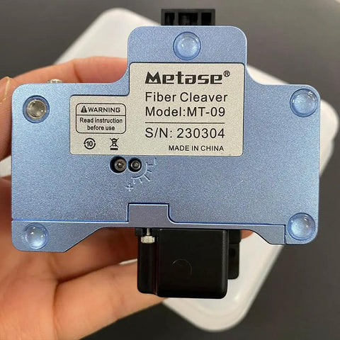 Boss Level Mt 09 Fiber Cleaver Automatic Cable Cutting Knife For Ftth Installations shown from the back highlighting model details.