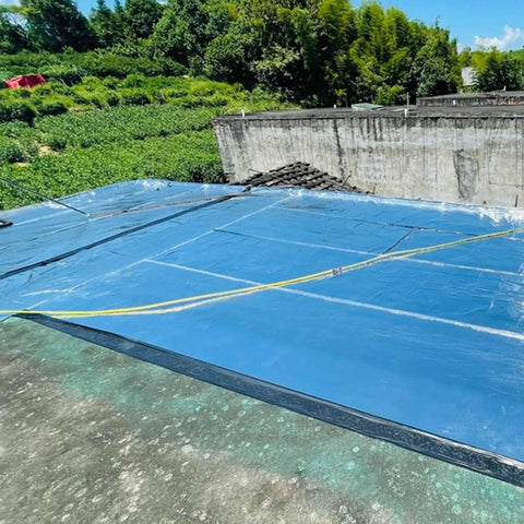 Heavy Duty Self Sealing Asphalt Tape With Aluminum Foil Backing Waterproof Bitumen Roll used on a flat roof for seal repair.