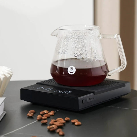 Coffee Scale Basic 2.0 with water flow rate, timer, and easy unit switcher, pro-grade digital kitchen scale in black with glass carafe