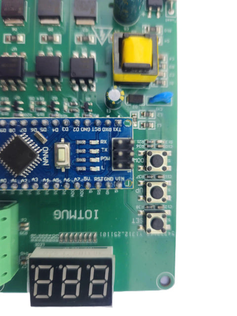 Plug And Play Light Sequencer Controller With External Start Stop And Pause Resume Pins, 110-240VAC, circuit board components