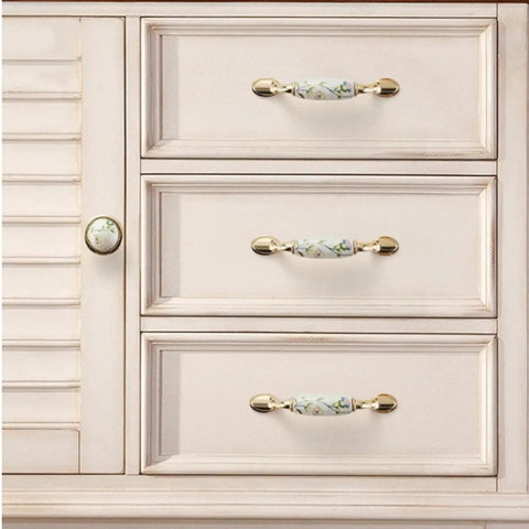 Vintage Antique Drawer Pulls Cupboard Knob, Ceramic Door Knobs Set, 2 Pcs Retro Furniture Handle on beige cabinet drawers