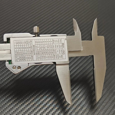 Go-To Carbide-Tipped Calipers With Stainless Steel Body, Electronic Vernier Caliper With LCD Display, 8 Inch, close-up of jaws