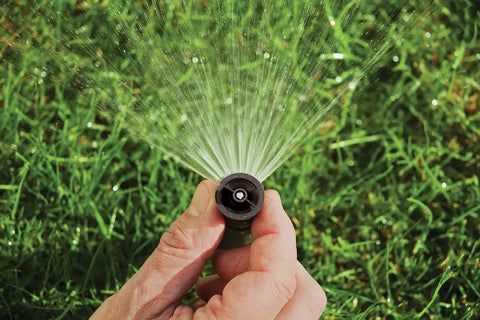 High Efficiency Adjustable Sprinkler Nozzles 0 To 360 Degree Pattern With 5 To 8 Feet Spray Distance in action on lawn