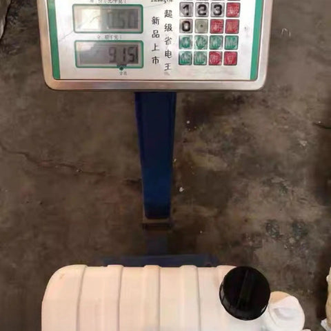 9L Portable Hand Washing Water Tank on scale, used for outdoor hygiene, made of durable ABS, ideal for camping and travel
