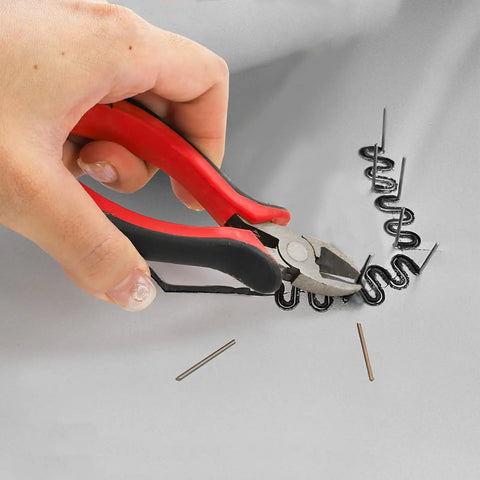Using pliers on Three Thousand Pieces Plastic Welder Staples Kit With Storage Box 0.6mm And 0.8mm Flat Wave Staples for car repairs