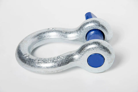 Hardcore One Inch Bow Shackle Built For Massive Loads With 8.5 Ton Working Load Limit Hot Dip Galvanized Forged Steel Rigging Hardware.