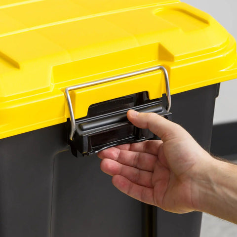 Close-up of Top Shelf 21 Gallon Storage Totes 4 Pack Heavy Duty Lockable Bins With Airtight Weatherproof Gasket Seal Keeps Your Loot Safe And Sound Black Yellow Made In Usa handle