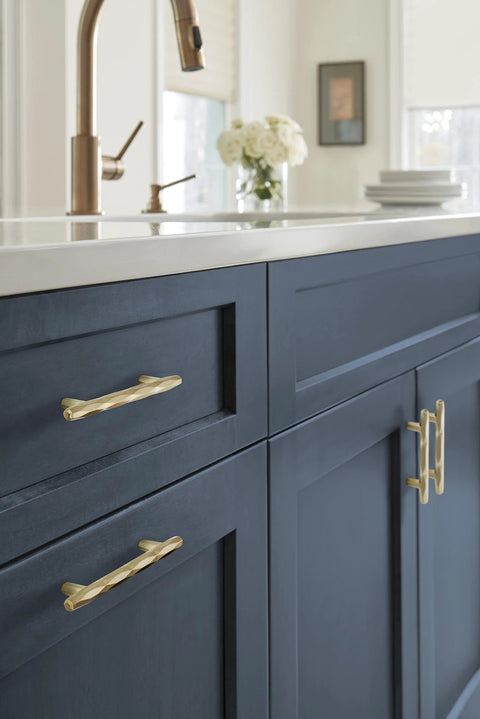 Contemporary Champagne Bronze Cabinet Pull St Vincent Seven And A Half Inch Overall Length And Five And One Sixteenth Inch Center To Center Mounting Drawer Pull For Cabinets And Furniture 1 Pack on navy cabinets