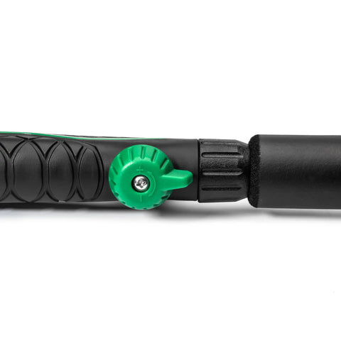 Close-up of flow control knob on 36 Inch Front Trigger Watering Wand Hose Nozzle With Carbon Fiber Texture And Non Slip Grip