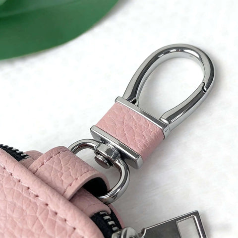 Tight Sealed Zipper Sleeve For Apple AirPods Universal Protective Cover Fits Every Gen Model With Heavy Duty Bump Shield And Sweet Pink Travel Storage Case, showing pink zipper detail.