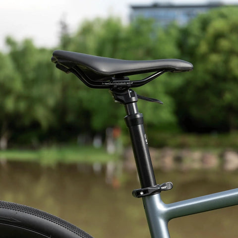 Dope Dropper Post Fits 27.2 30.4 30.9 31.6mm Diameters and 400mm Length with 125mm Travel, mounted on bike frame