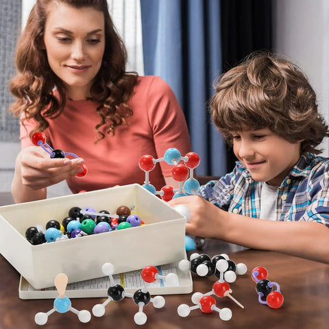 Chemistry Molecular Model Kit With 444 Pieces For Building Organic And Inorganic Structures used by students at home