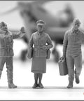 Plastic Military Aircraft Crew Figure Kit With RAF Pilots And Ground Crew From 1939 1945, three figures on a platform