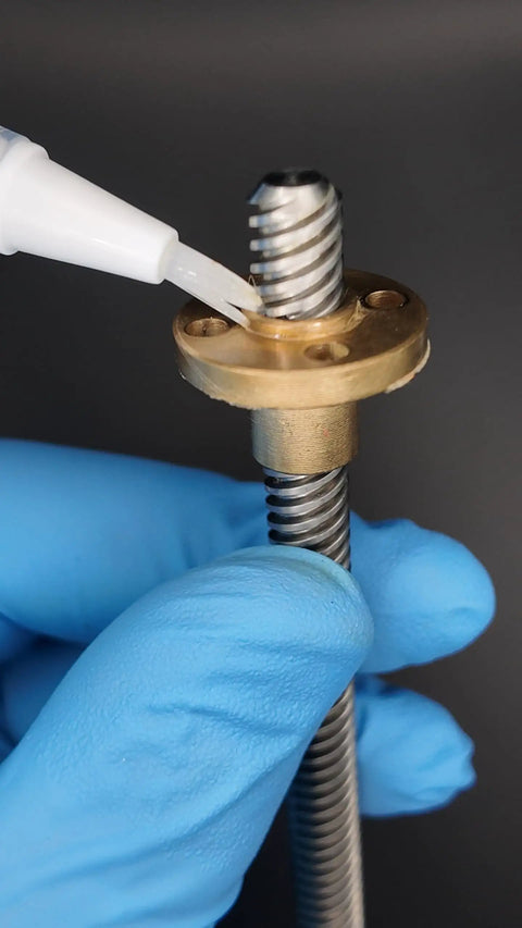 Twist To Dispense Precision Oil Applicator With Food Grade Synthetic Lubricant For 3D Printers CNC Laser Engravers Sewing Machines Keeps Bearings Rails And Motion Systems Running Smoothly, lubricating a lead screw