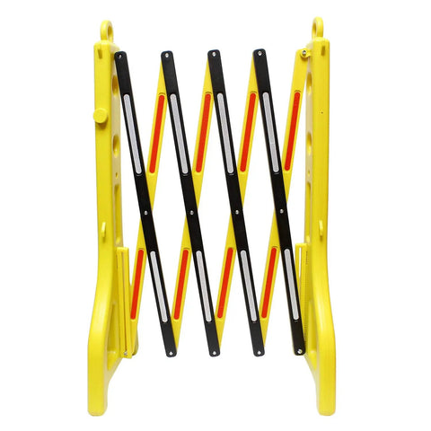 Front view of 8 Ft Folding Traffic Barrier Fence With Reflectors, Portable Construction Barricade For Quick Zone Blocking