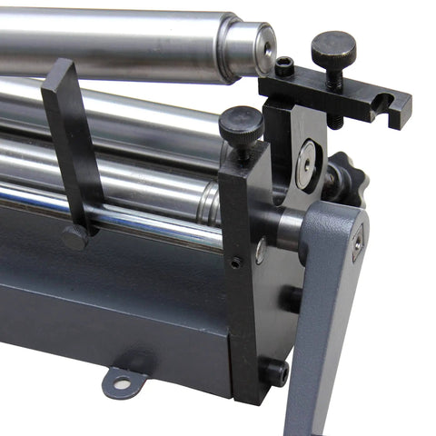 Close-up of 12.6 Inch Slip Roll Machine For Sheet Metal Forming Up To 22 Gauge 0.03 Inch Thick Built Tough With 320 Mm Width Removable Roller Manual Control Bending Tool SJ 320.