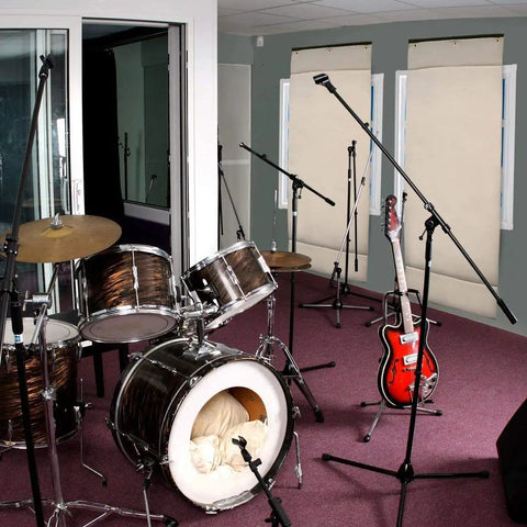 Premium White Soundblocking Sheet With Heavy Duty Mass Loaded Vinyl To Quiet Down Any Space Fast And Roll Out Eco Friendly Acoustic Blanket in music studio.