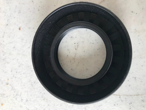 Replacement 75HP rotary cutter gearbox seal, 1 3/8 inch input