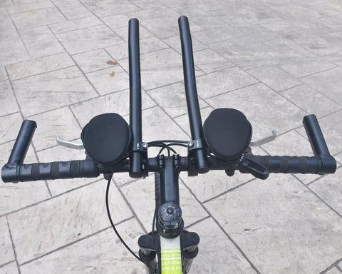 Adjustable Bike Rest Handlebar TT Bar 31.8mm Aero Bar For Road And Mountain Bikes with cushioned pads, top view