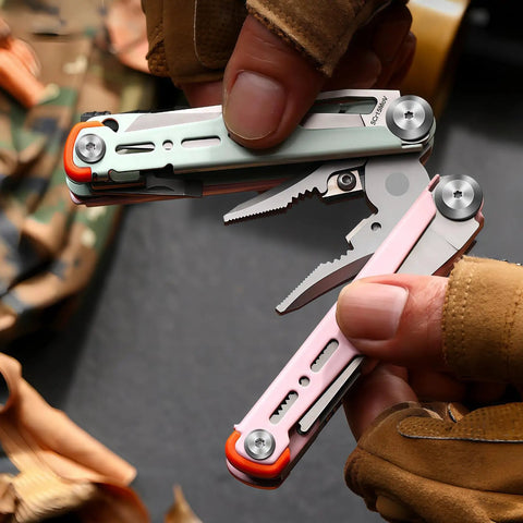 18 In 1 Survival Multi Tool Pliers With Safety Lock And Pocket Clip 5Cr15MoV Stainless Steel EDC Kit in hand