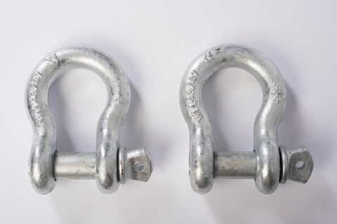 Two galvanized 3/4 in bow shackles with 7/8 in screw pin, part of Four Pack Galvanized Bow Shackles Three Quarter Inch D Ring Shackle With Seven Eighths Inch Screw Pin Heavy Duty Recovery Gear For Four By Four Vehicles Built Tough With Rust Resistant Finish And High Load Capacity Off Road Ready