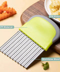 FANTEXY crinkle cutter with stainless steel blade and green handle for slicing potatoes and vegetables