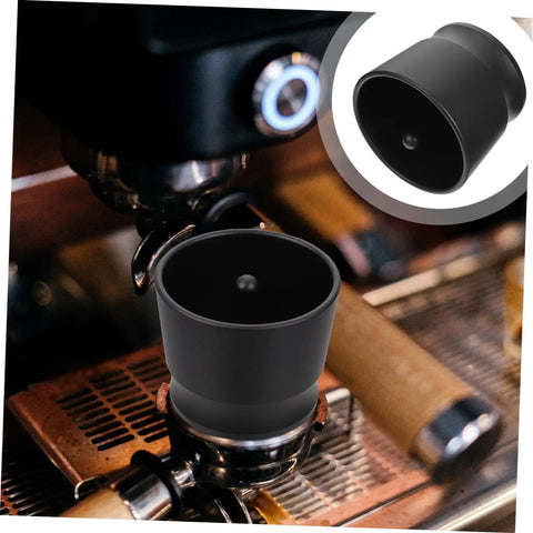 Aluminum Alloy Espresso Dosing Cup With Flat Base For Coffee Machines And Barista Use Portable Powder Collector Cup in use