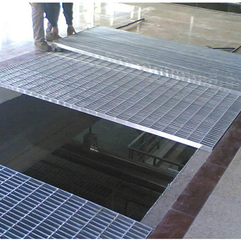 Heavy Duty Galvanized Steel Drain Grate Cover For Outdoor Drainage, Anti Slip Metal Sewer Strainer That Prevents Clogs, Ideal For Park