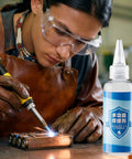 Pro Grade Solder Flux For Desoldering And Welding Battery Tab And PCB Repair Solution Precision Soldering Flux That Clears Oxidation For Smooth Flow No Clean Joint Minimal Stain Ideal For Circuit Board Repairs, 80 ml bottle in use