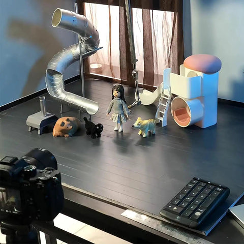 Pro Grade Stop Motion Armature Kit With Two Way Rail System For Vertical And Horizontal Movement, Stainless Steel Rig Arm For Figures And Models, Includes Five Connectors For Flexible, Dope Animation Setups. Stop-motion set with dolls and props