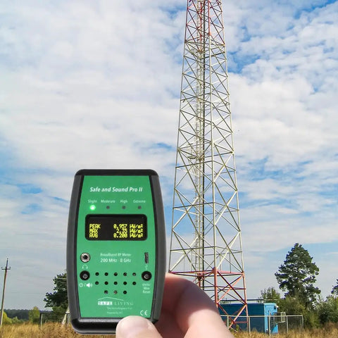Dope RF Meter Analyzer For Radio Frequency Range 200 MHz To 8 GHz With True Response Detection 400 MHz To 7.2 GHz Calibrated And QC Inspected Includes Sound Signature Analysis For Source ID Three Volume Levels Sound On Off Low EMF held near radio tower