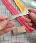 Pro Grade Zipper Teeth Remover Tool, Portable Stainless Steel Zipper Repair Kit for Garments, Luggage and Camping Gear Heavy Duty