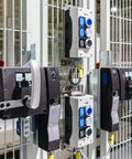 KW11-3Z-B Micro Limit Switch 1NO And 1NC Waterproof Miniature Switch For Precision Machinery, 5A 125 And 250VAC, Dustproof And Splash Resistant, Durable And Easy To Wire For Automation, Industrial Machinery Projects, mounted on machine gate