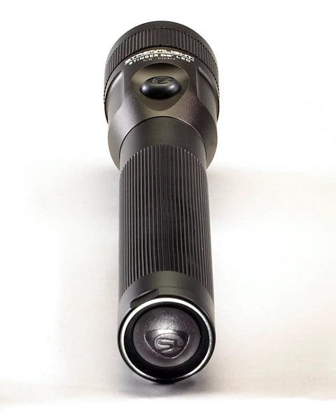 Stinger DS Rechargeable LED Flashlight, 425 Lumens, 26,000 Candela, 322m Beam Throw, shown from end view, black body