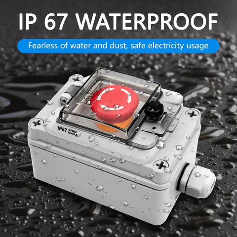 Rugged IP67 Emergency Stop Button With Box For Outdoor Use, 660V 10A E Stop Switch With Clear Cover on wet surface