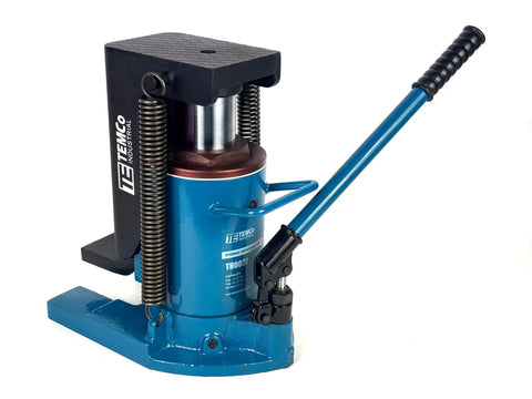 Heavy Duty Hydraulic Toe Jack Built Like A Tank For 30 Ton Heavy Lifting with precision machined cylinder and integrated handle.
