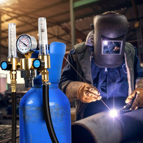 Argon And CO2 MIG TIG Flow Meter Regulator Gauge 0 To 60 SCFH And 0 To 4500 PSI With CGA580 Inlet Connection, welding scene.