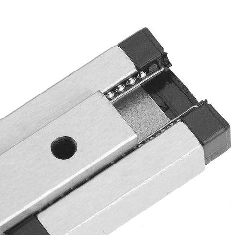 Close-up of Beefy Linear Rail Guide With 550mm Rail And Carriage Block Heavy Duty Precision For Automatic Equipment Smooth Quiet Motion
