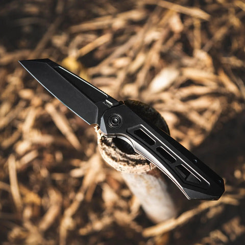 Titanium Pocket Knife With M390 Powder Steel Blade For Everyday Carry Thumb Hole EDC Folding Knife Three Point Zero Seven Inch Blade