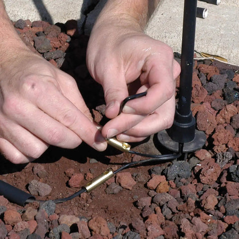 Installing Ace Wire Connector With Fast Curing Heat Shrink, Weatherproof Brass Lug in low voltage landscape lighting