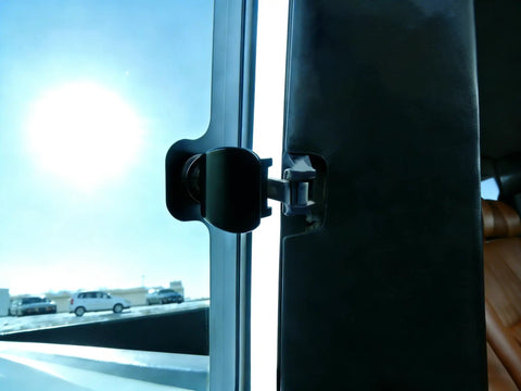 Extended Cab Rear Vent Window Latch Assembly for Chevrolet Silverado and GMC Sierra installation view 1999 to 2007