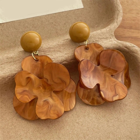 Get Your Hands On These Dope Resin Alloy Pendant Earrings Featuring Sick Featherlight Comfort Made Specifically To Soothe Sensitive Ears Without Irritation While Keeping Colors Fresh And Bold Is The Ultimate Go To Statement Piece For Festivals Partying