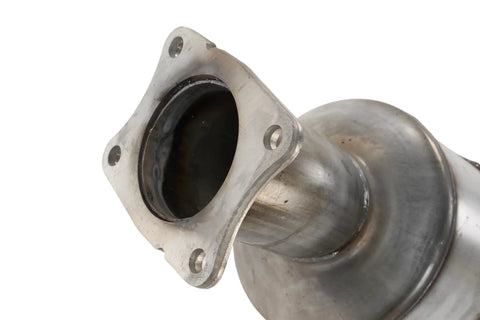 Close-up angle of GM Oxidation Catalytic Converter Kit With Exhaust Manifold Pipe 19419597 OE Quality Replacement for Cars flange detail