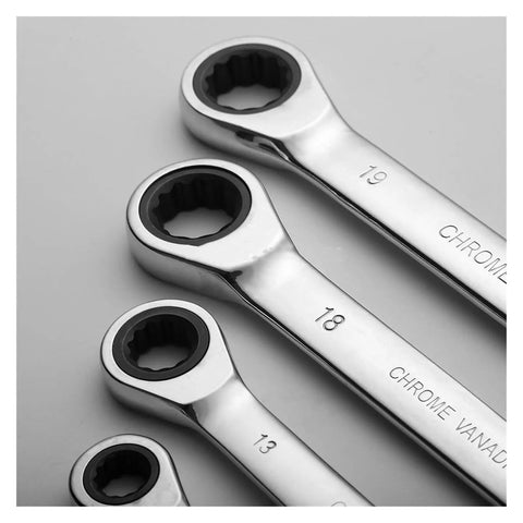 Close-up of Double Head Ratchet Spanner Set for 8mm to 19mm Nuts and Bolts showing chrome vanadium alloy and sizes 19, 18, 13