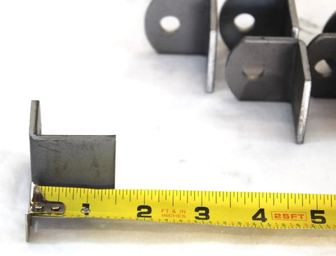 Heavy Duty Weld On Steel Angle Brackets 1-1/2 In X 1-1/2 In X 1/8 In 25 Pack Right Angle Mounting Brackets with tape measure