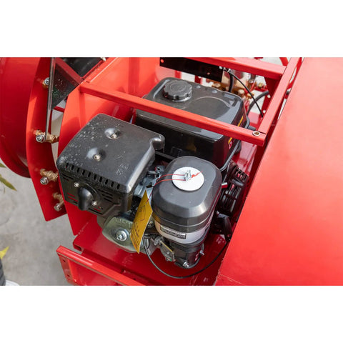 Close-up of dual brushless motors and gasoline engine on Beefy 400L Remote Control Crawler Sprayer with air-driven sprayer