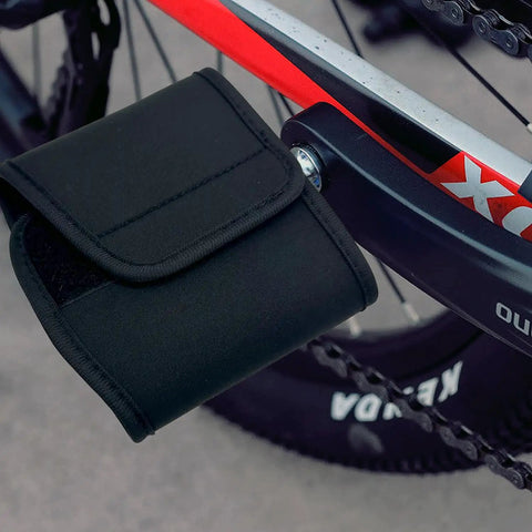 Neoprene Bike Pedal Covers Set Durable Pedal Sleeves on bike for transport and storage protection, black pedal guard against scratches.