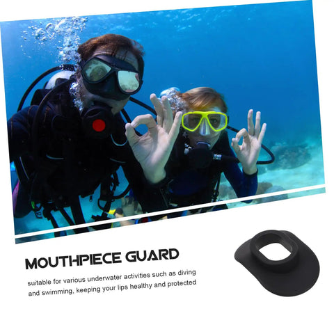 Divers underwater using 2 Pack Lip Guard For Diving Soft Silicone Mouthpiece Cover, Comfortable Breath Protection For Scuba.
