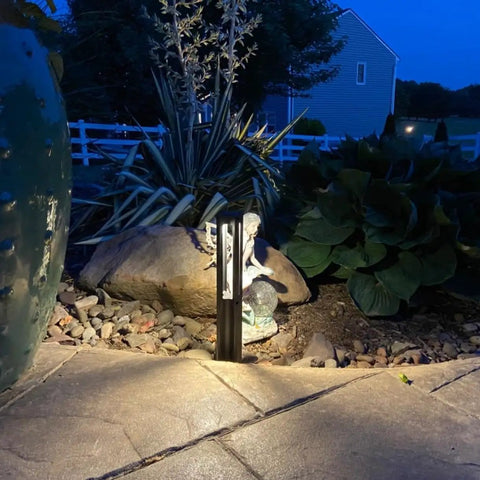 Low Voltage Path Lights 3W LED Landscape Lighting Kit for Driveway and Garden Durable Aluminum 12 to 24V AC DC IP65 Waterproof 3000K