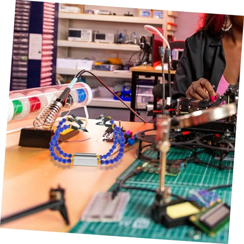 Heavy-Duty Soldering Helping Hand Tool With Flexible Arms And Welding Station Holder For Expert Pcb Repair on workbench